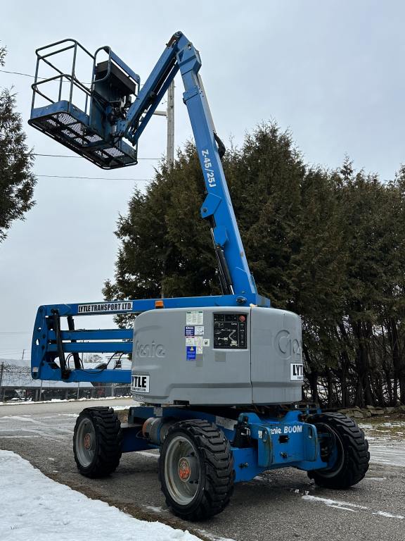 Preview 2014-genie-45-genie-boom-lift-for-rent