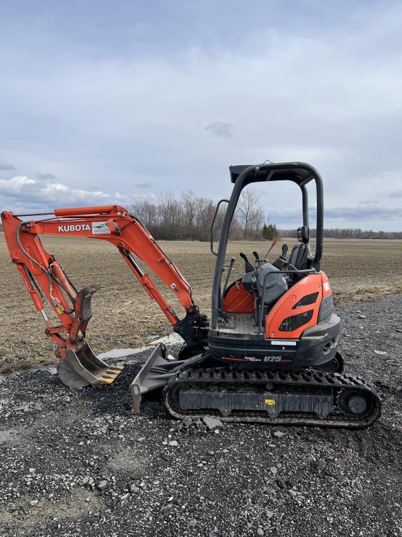 Preview 2019-kubota--mini-excavator